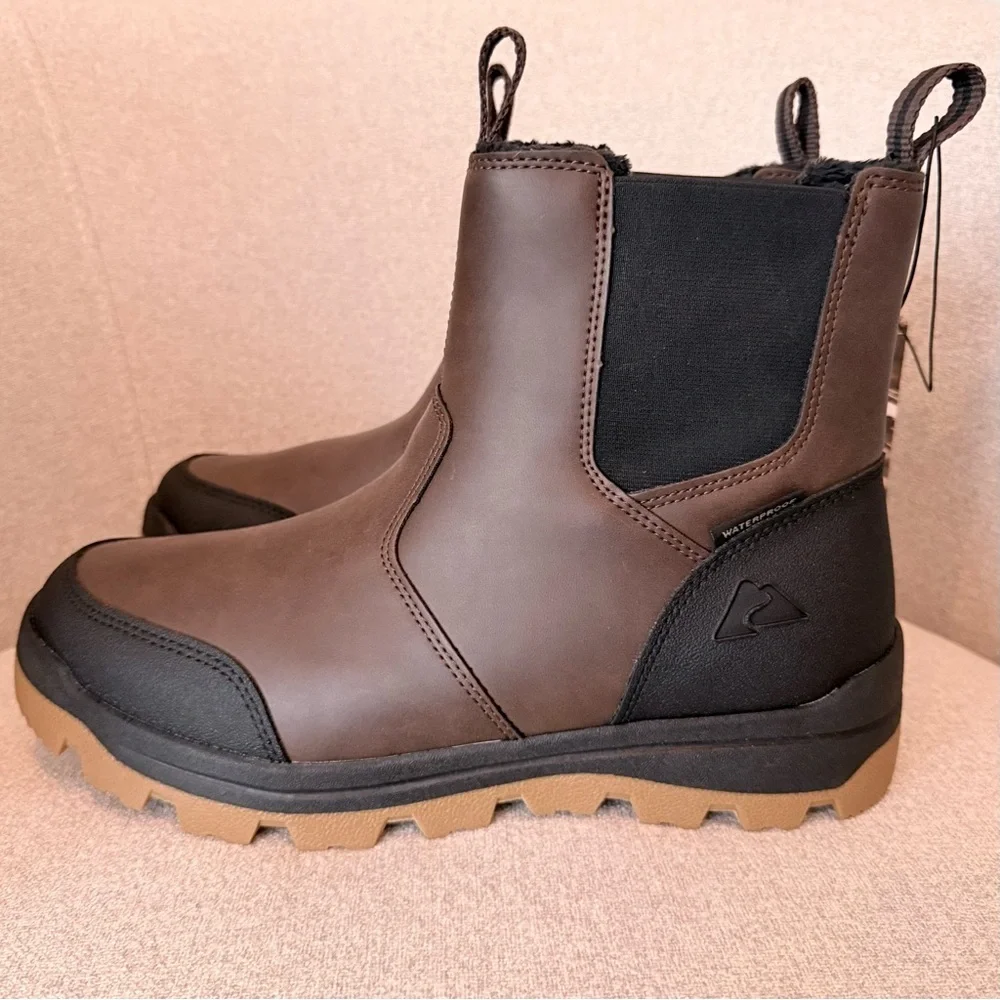 NWT Men’s Ozark Trail waterproof snow boots size 10